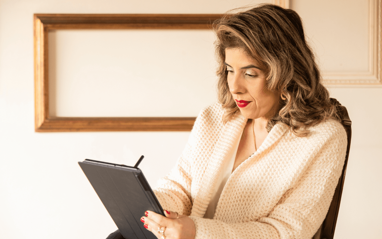 Dra. Grazi em atuação